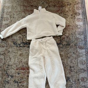 White wool lounge set NWT